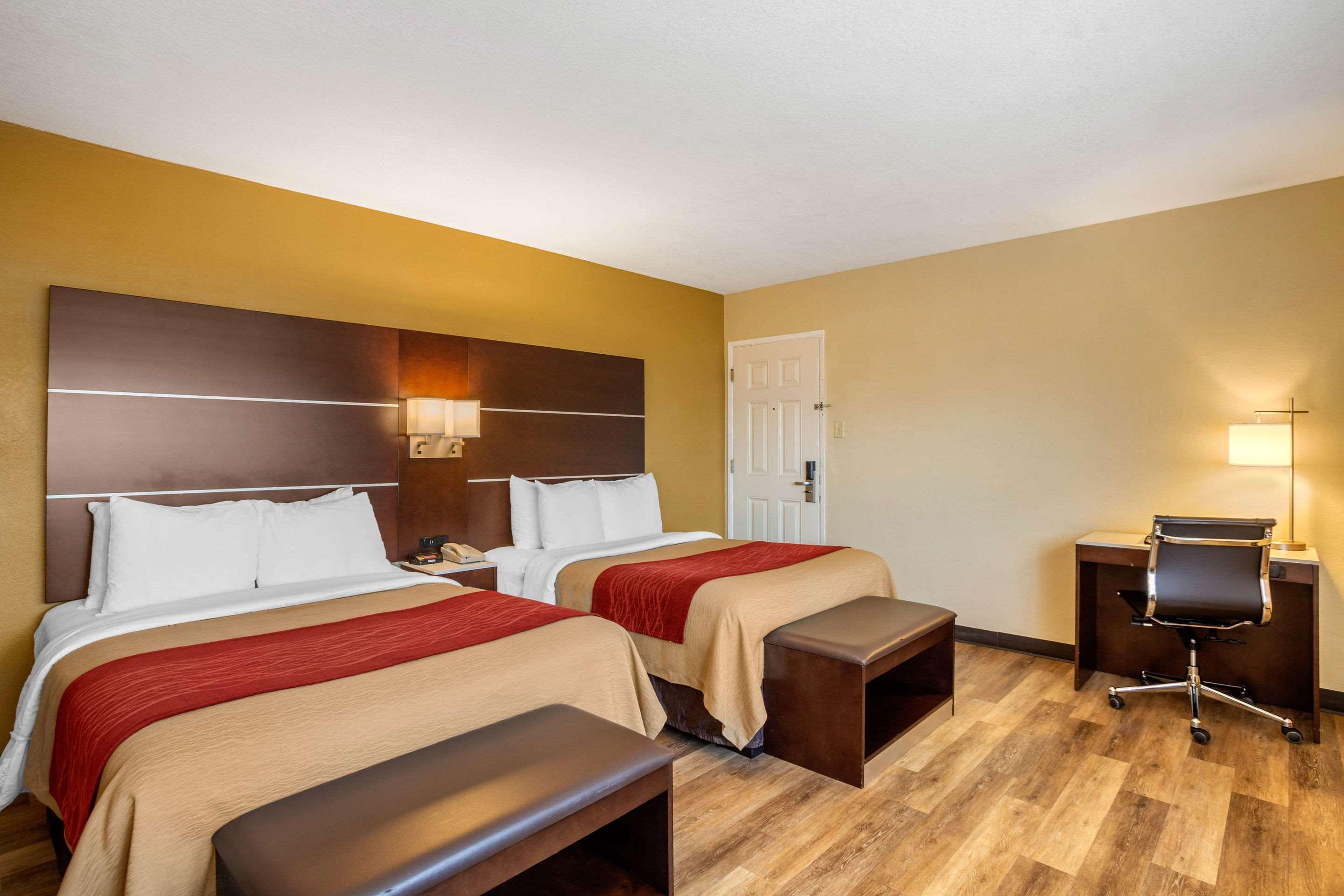 Comfort Inn San Diego Airport At The Harbor Экстерьер фото