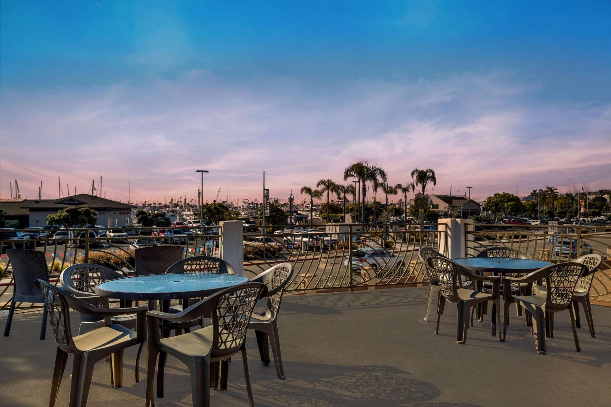 Comfort Inn San Diego Airport At The Harbor Экстерьер фото